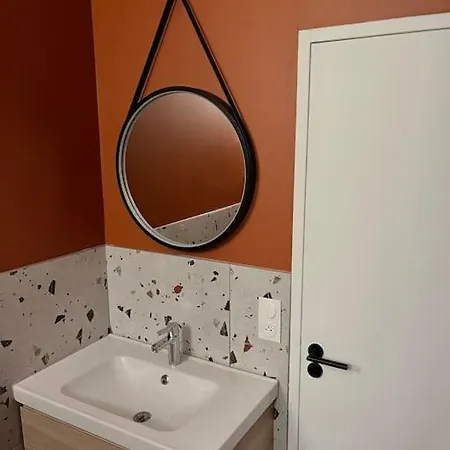 T3 - Face A La Apartamento